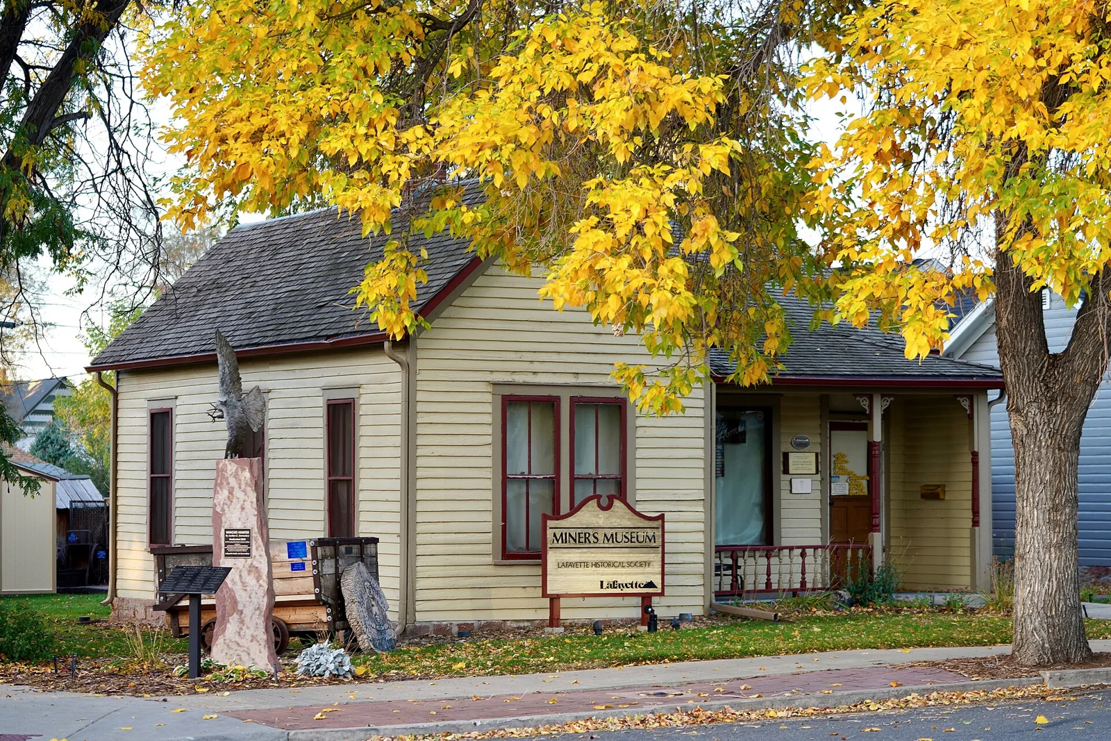 Exterior view of residential architecture in Colorado