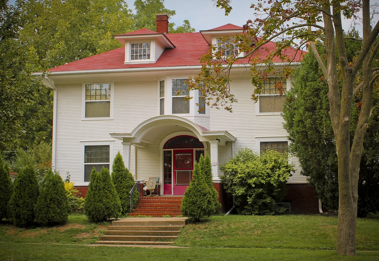 Exterior view of residential architecture in Iowa
