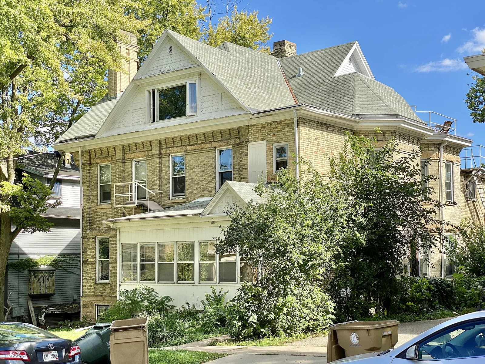 Exterior view of residential architecture in Wisconsin
